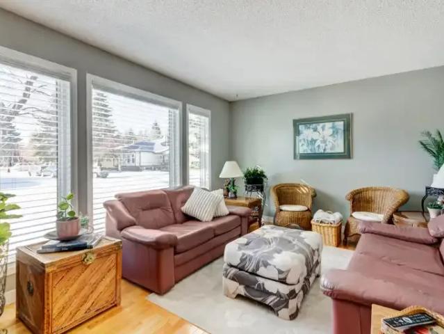 For Rent 3 Bedroom Apartment Calgary AB DS104470815
