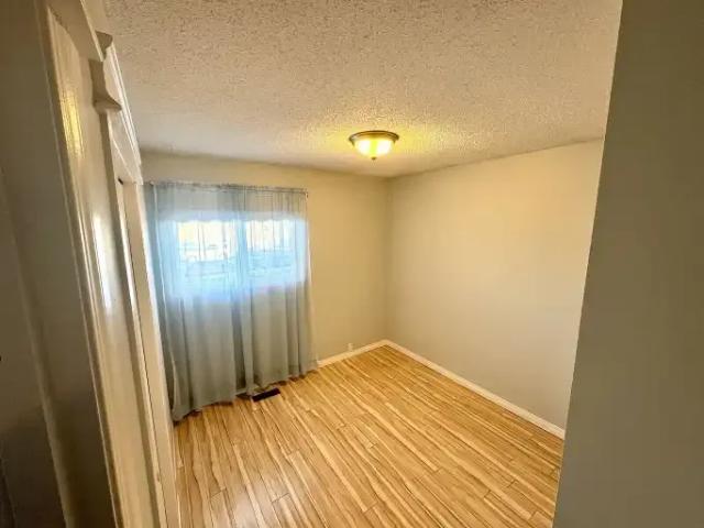 For Rent 3 Bedroom Apartment Calgary AB DS104507034