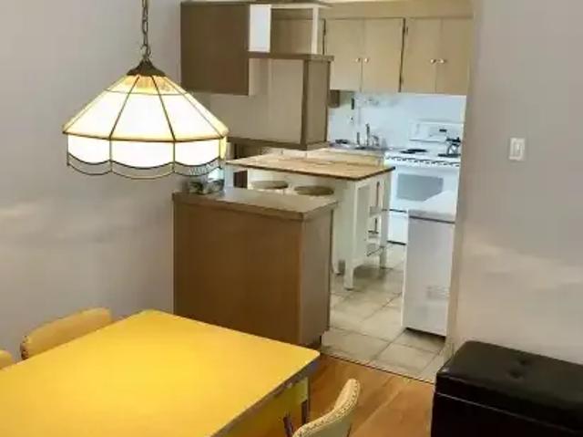 For Rent 3 Bedroom Apartment Calgary AB DS104563524