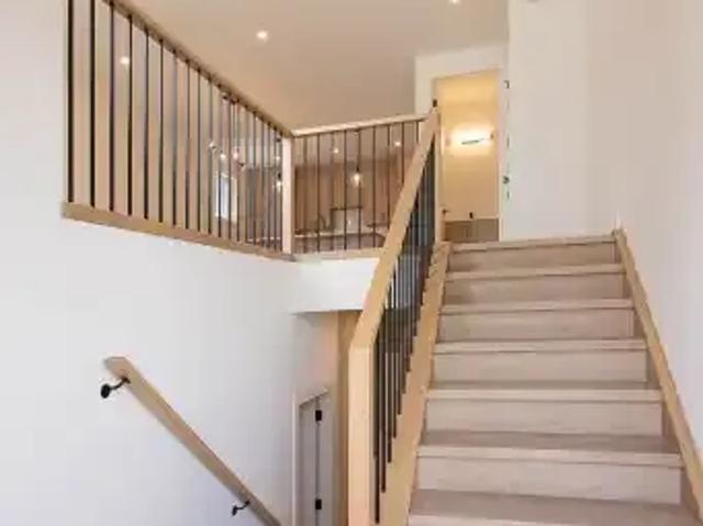 For Rent 3 Bedroom Apartment Calgary AB DS104598346