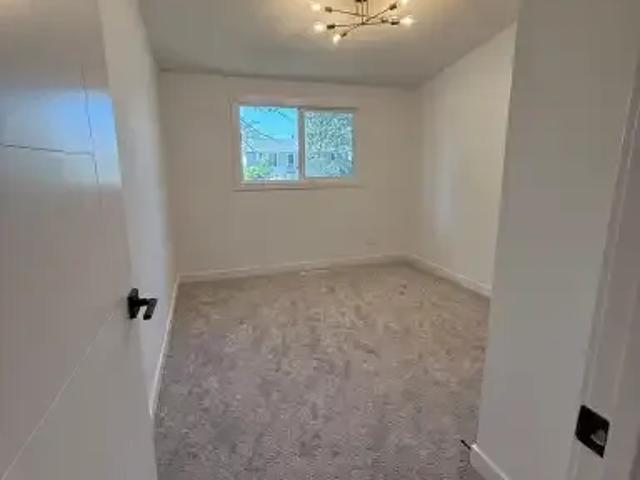 For Rent 3 Bedroom Apartment Calgary AB DS104753875