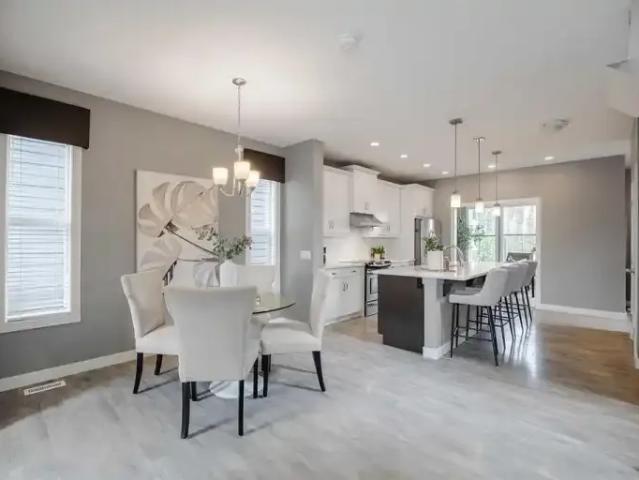For Rent 3 Bedroom Apartment Calgary AB DS104876788