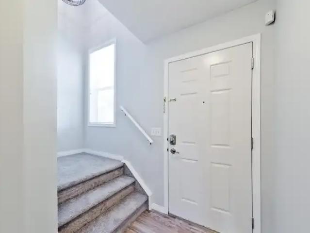 For Rent 3 Bedroom Apartment Calgary AB DS104941189
