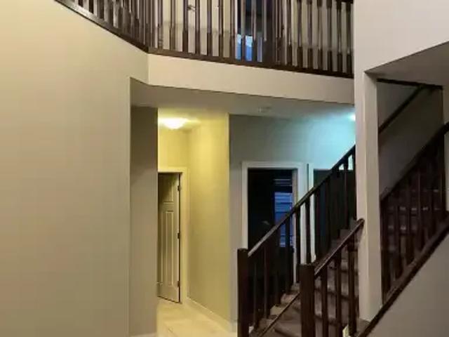 For Rent 3 Bedroom Apartment Calgary AB DS104036254