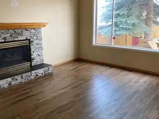 For Rent 3 Bedroom Apartment Calgary AB DS104141637