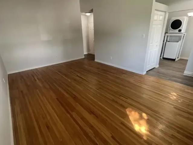For Rent 3 Bedroom Apartment Calgary AB DS104179566