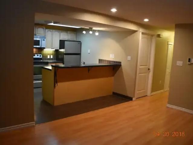 For Rent 3 Bedroom Apartment Calgary AB DS104179567