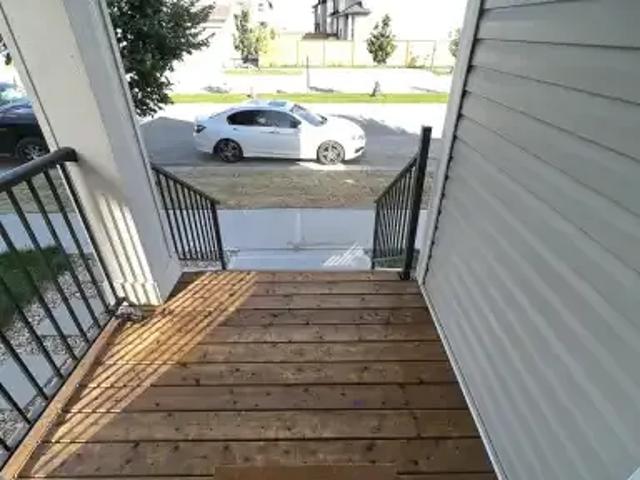 For Rent 3 Bedroom Apartment Calgary AB DS104180672