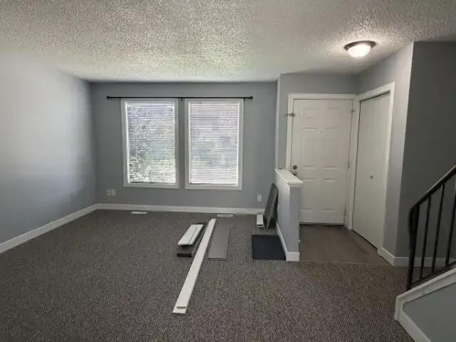 For Rent 3 Bedroom Apartment Calgary AB DS104180243