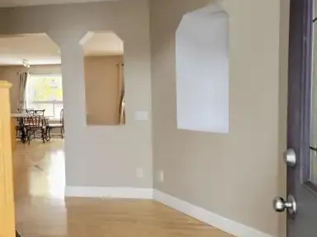 For Rent 3 Bedroom Apartment Calgary AB DS104180270