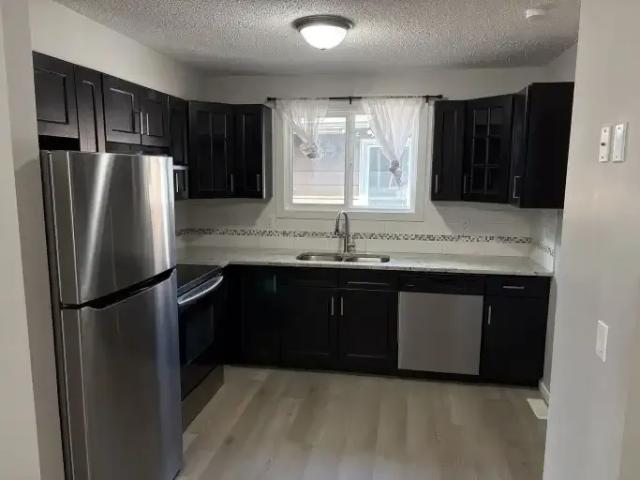For Rent 3 Bedroom Apartment Calgary AB DS104181785