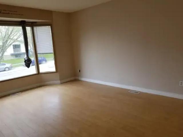 For Rent 3 Bedroom Apartment Calgary AB DS104181965