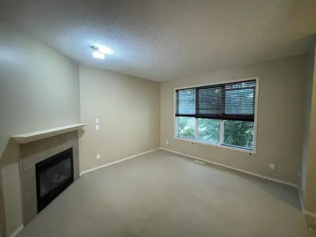 For Rent 3 Bedroom Apartment Calgary AB DS104181985