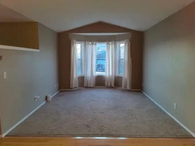 For Rent 3 Bedroom Apartment Calgary AB DS104182483