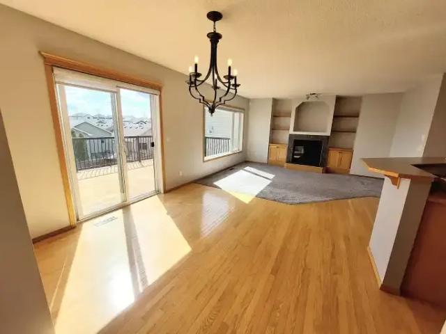For Rent 3 Bedroom Apartment Calgary AB DS104182674