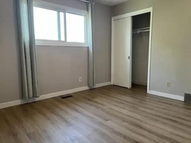 For Rent 3 Bedroom Apartment Calgary AB DS104182236