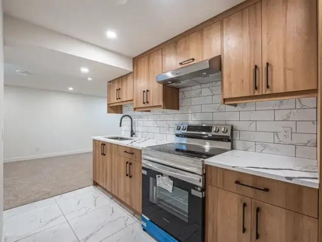 For Rent 3 Bedroom Apartment Calgary AB DS104182266