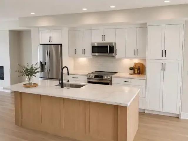 For Rent 3 Bedroom Apartment Calgary AB DS104224467