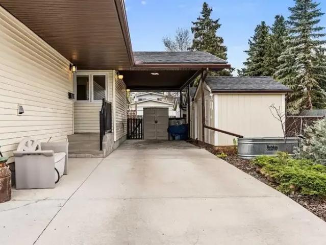 For Rent 3 Bedroom Apartment Calgary AB DS104256977