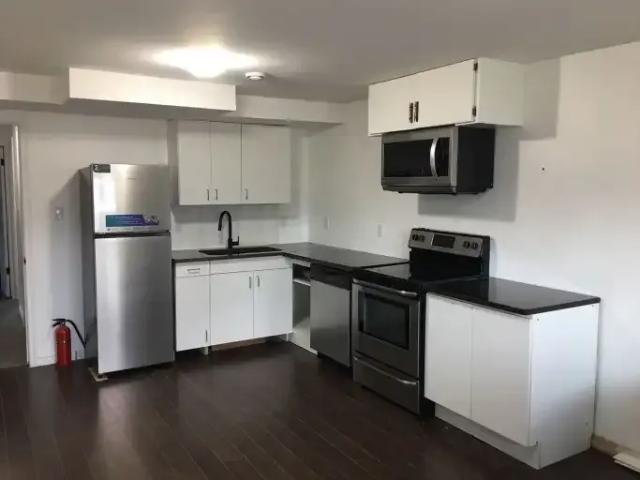For Rent 3 Bedroom Apartment Calgary AB DS104362741