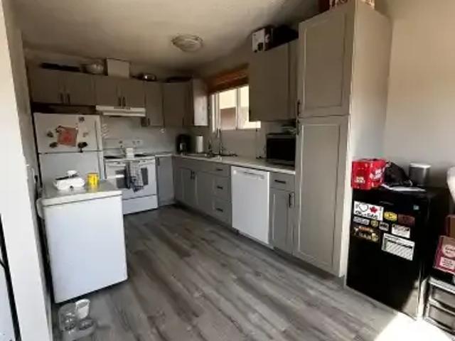 For Rent 3 Bedroom Apartment Calgary AB DS104362258