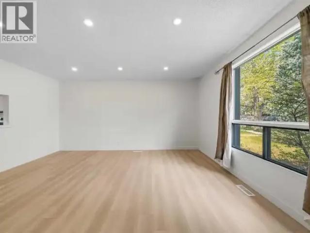 For Rent 3 Bedroom Apartment Calgary AB DS105047847