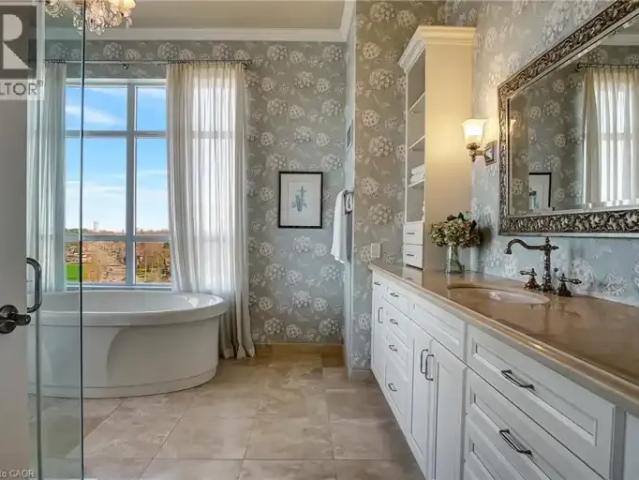 For Rent 3 Bedroom Apartment Cambridge ON DLS102243142