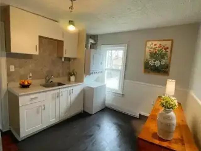 For Rent 3 Bedroom Apartment Cambridge ON DS101948456