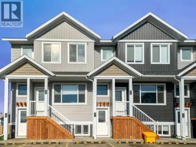 For Rent 3 Bedroom Apartment Clairmont AB DS102715436