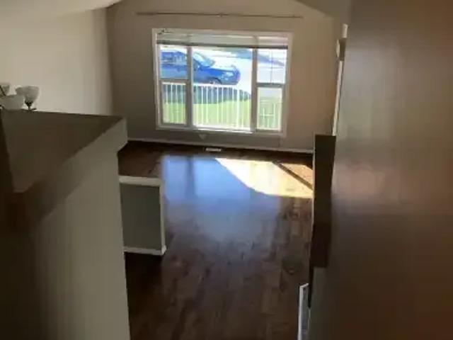 For Rent 3 Bedroom Apartment Cochrane AB DS103151333