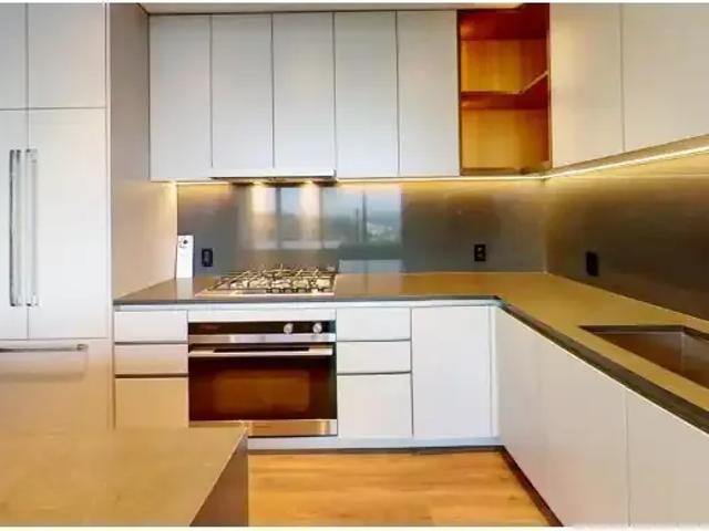 For Rent 3 Bedroom Apartment Coquitlam BC DS104471202