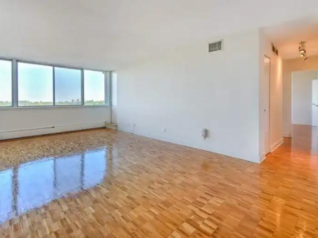 For Rent 3 Bedroom Apartment Cote Saint QC DLS101260487