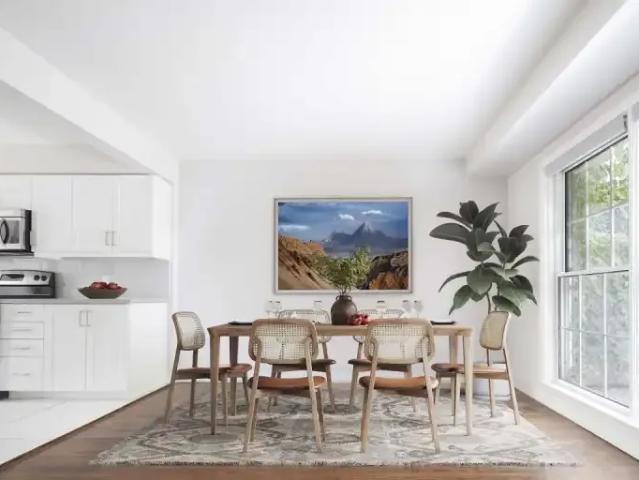 For Rent 3 Bedroom Apartment Etobicoke ON DS102700639