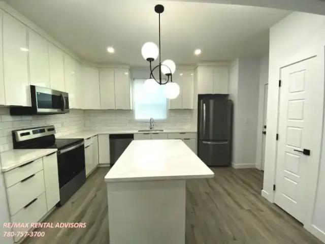 For Rent 3 Bedroom Apartment Edmonton AB DLS101789777