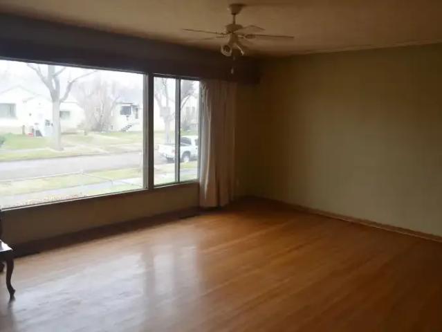 For Rent 3 Bedroom Apartment Edmonton AB DLS101909793