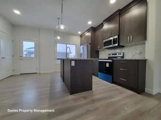 For Rent 3 Bedroom Apartment Edmonton AB DLS102846244