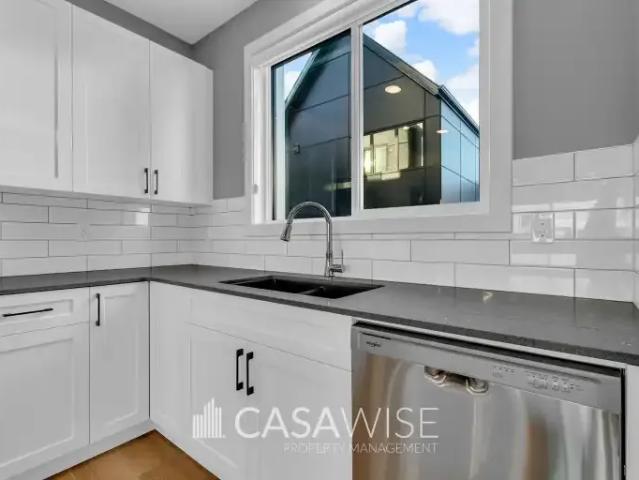 For Rent 3 Bedroom Apartment Edmonton AB DLS102915142
