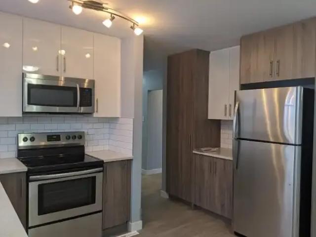 For Rent 3 Bedroom Apartment Edmonton AB DS104180227