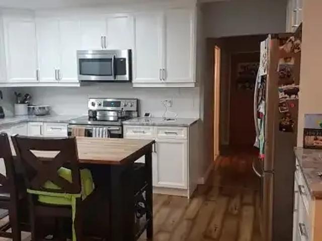 For Rent 3 Bedroom Apartment Edmonton AB DS104180273
