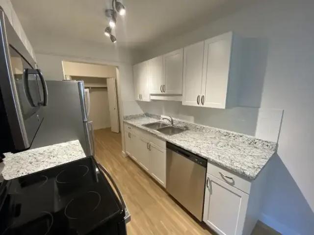 For Rent 3 Bedroom Apartment Edmonton AB DS104180327