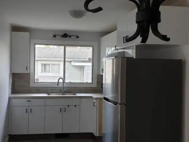 For Rent 3 Bedroom Apartment Edmonton AB DS104180615