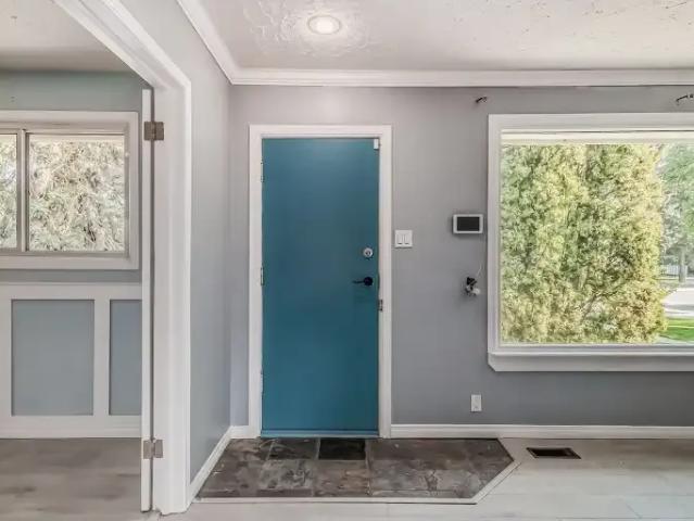For Rent 3 Bedroom Apartment Edmonton AB DS104181134