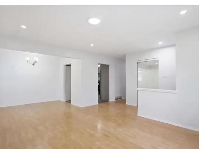 For Rent 3 Bedroom Apartment Edmonton AB DS104181896