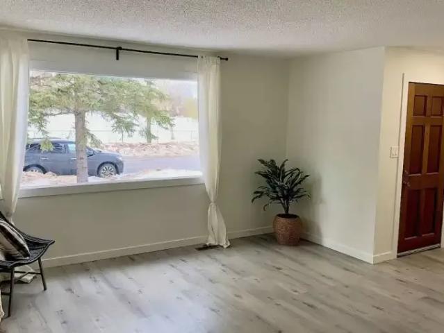 For Rent 3 Bedroom Apartment Edmonton AB DS104506822