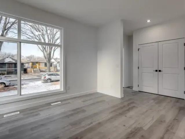 For Rent 3 Bedroom Apartment Edmonton AB DS102306316