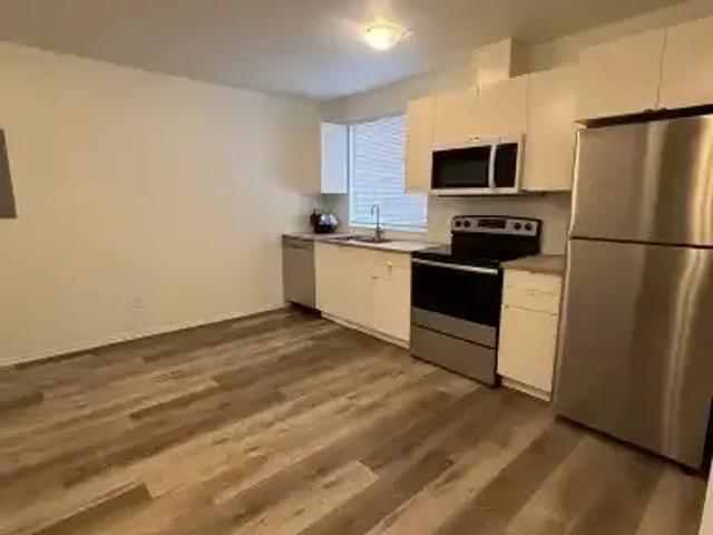 For Rent 3 Bedroom Apartment Edmonton AB DS103355316