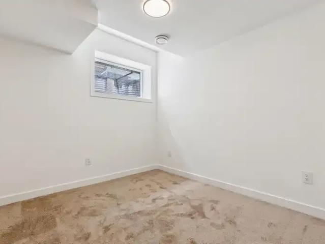 For Rent 3 Bedroom Apartment Edmonton AB DS103569102