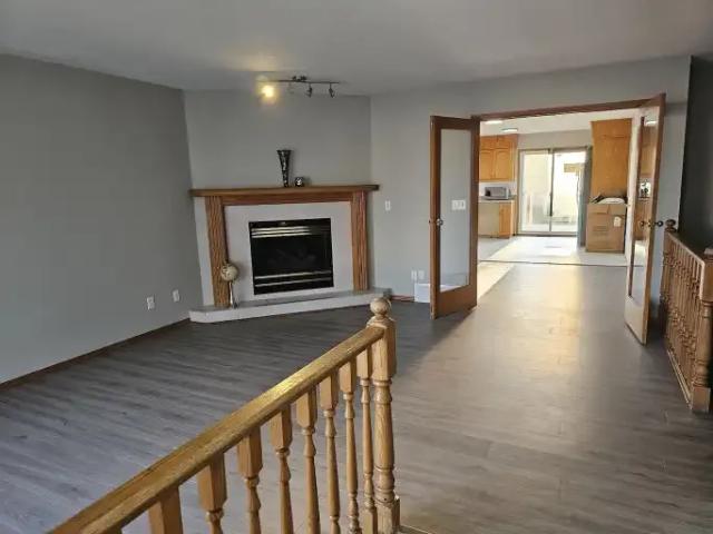 For Rent 3 Bedroom Apartment Edmonton AB DS103579340