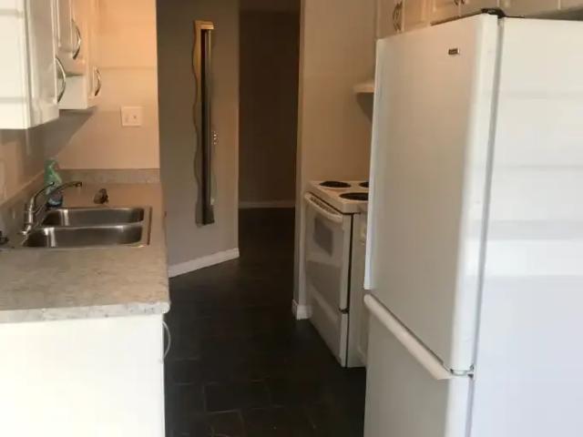 For Rent 3 Bedroom Apartment Edmonton AB DS103694570