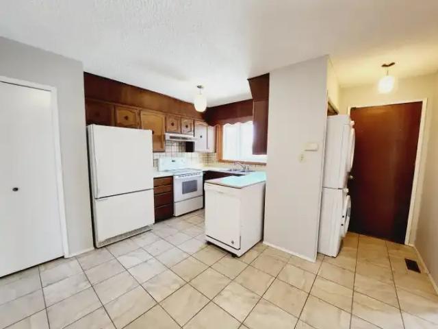 For Rent 3 Bedroom Apartment Edmonton AB DS103920528